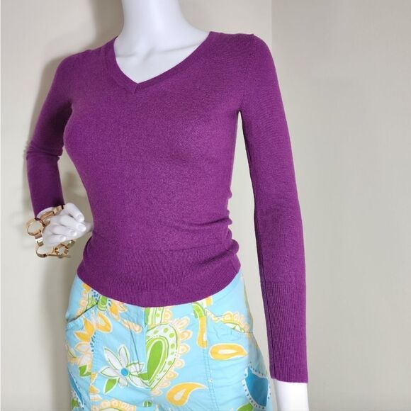 Top  - Picture 1 of 1